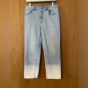 JJill HIGH-RISE STRAIGHT LEG ombré wash jeans. Raw fringe hem. Misses 8.